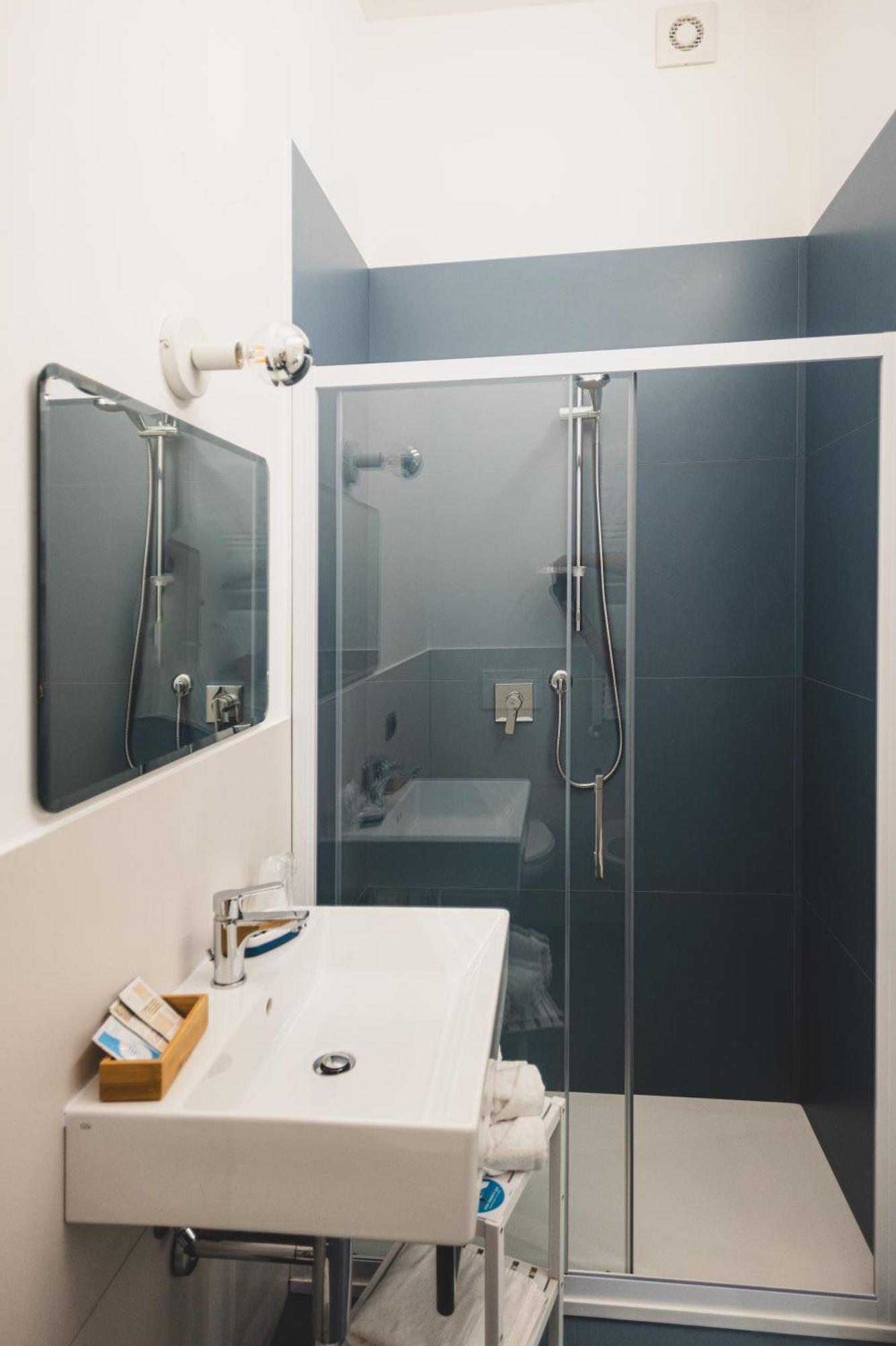 Piazza Verdi B&B Васто Екстер'єр фото