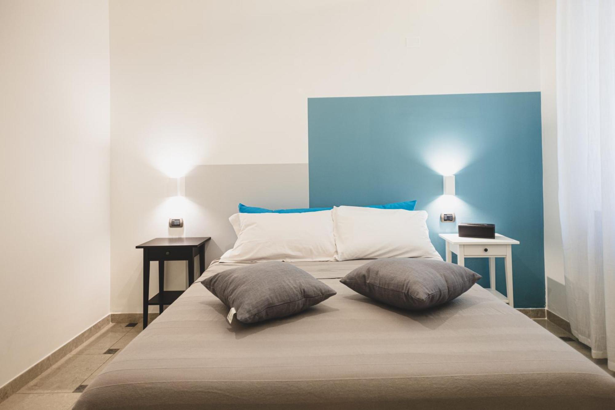 Piazza Verdi B&B Васто Екстер'єр фото