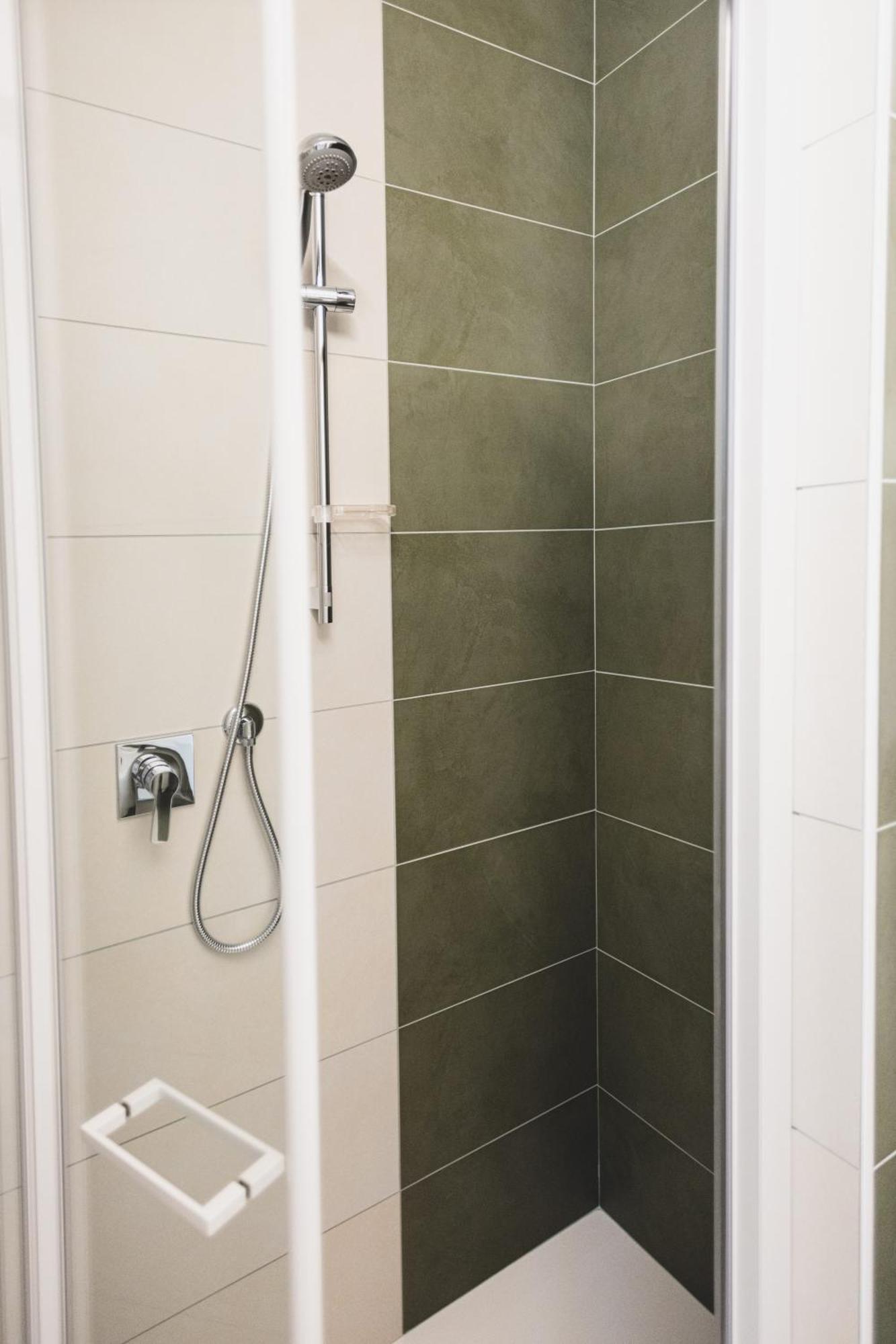 Piazza Verdi B&B Васто Екстер'єр фото
