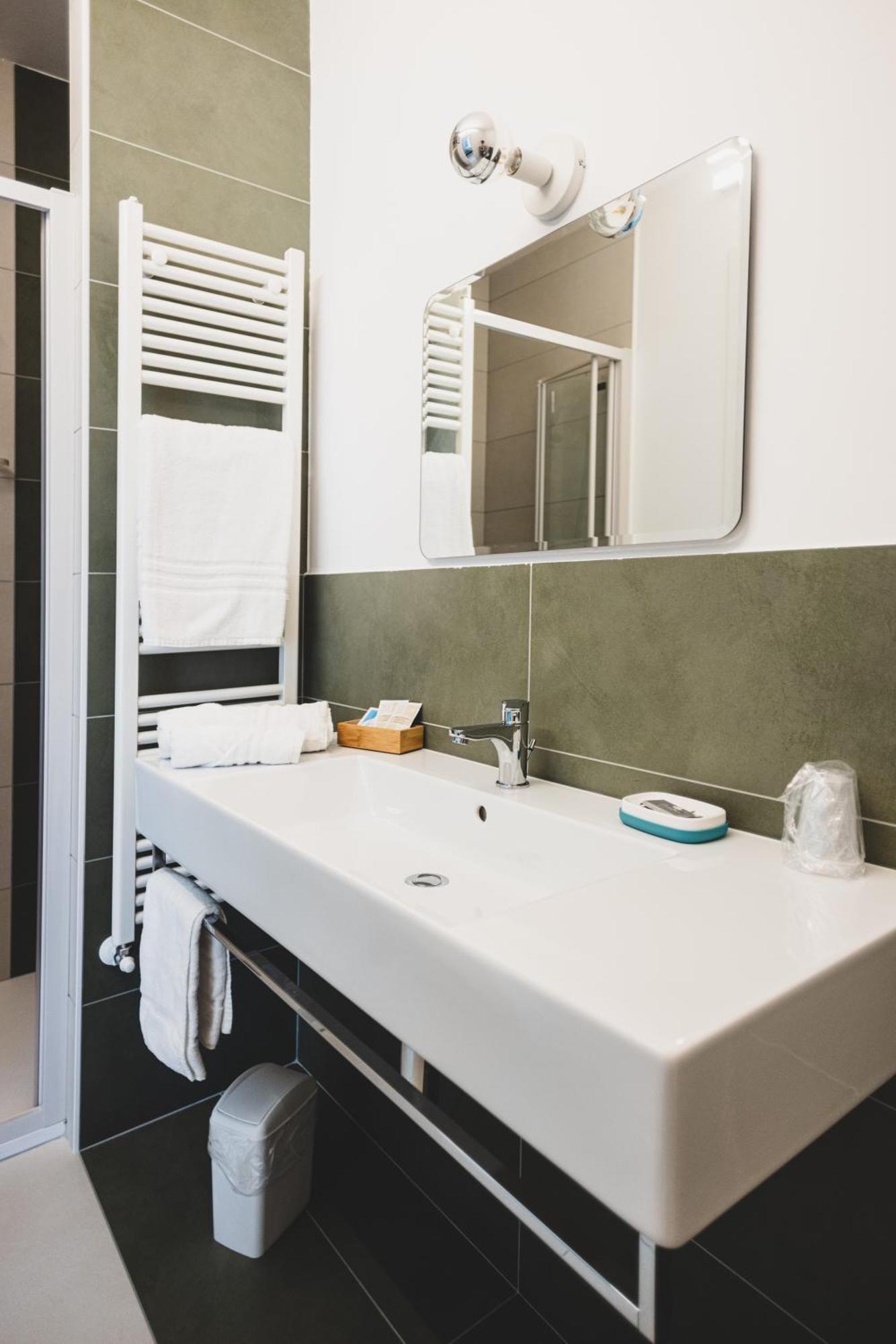 Piazza Verdi B&B Васто Екстер'єр фото